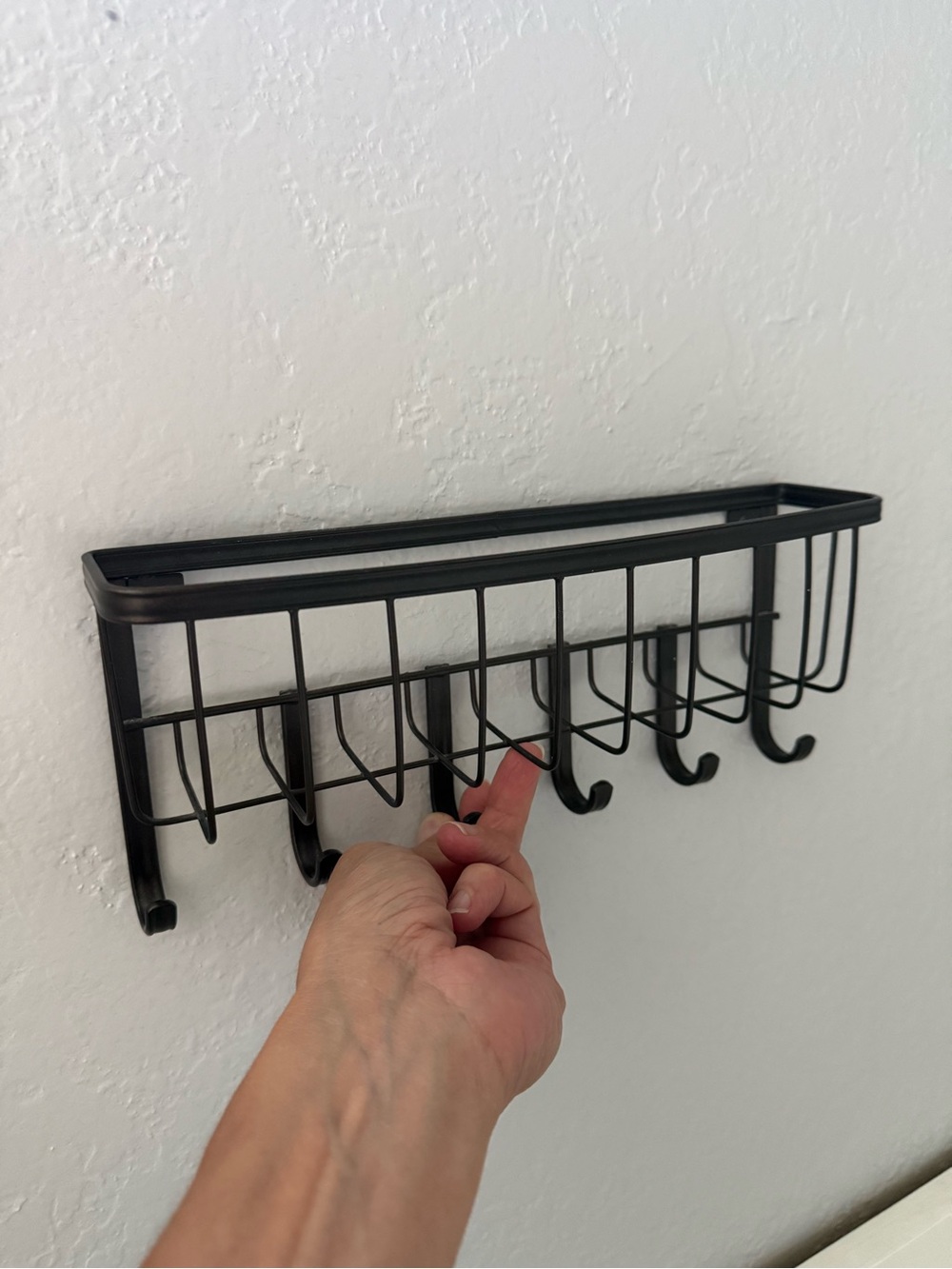 Amazon Matte Black Wall Keychain Organizer with Top Shelf/Grid Basket